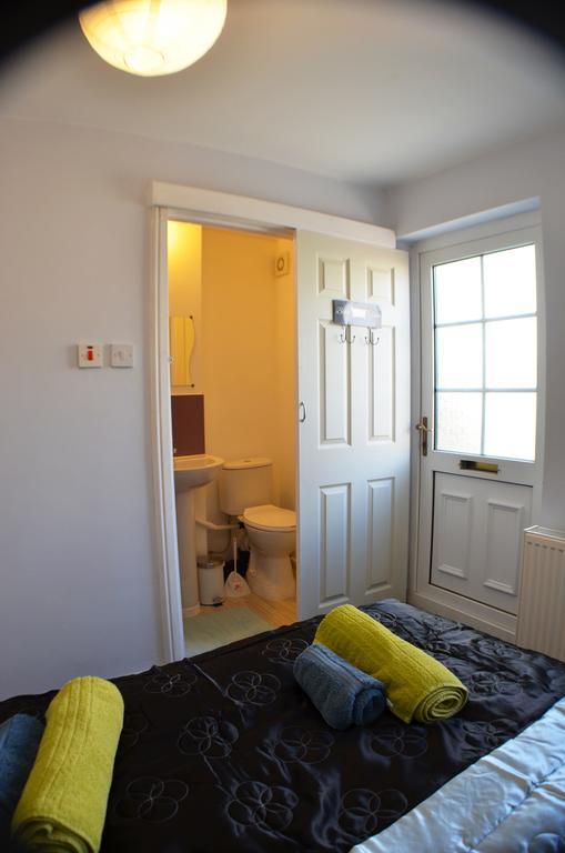 Birchfields Guest House Manchester Bagian luar foto