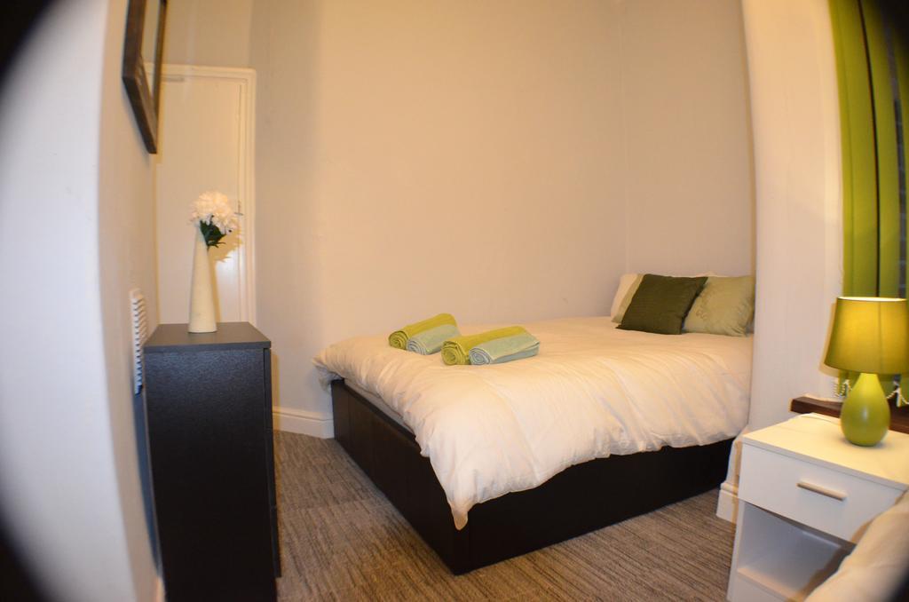 Birchfields Guest House Manchester Bagian luar foto