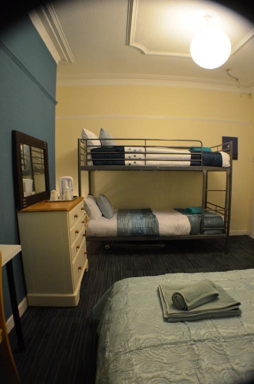 Birchfields Guest House Manchester Bagian luar foto