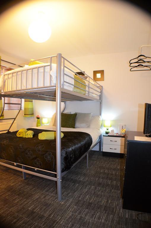 Birchfields Guest House Manchester Bagian luar foto