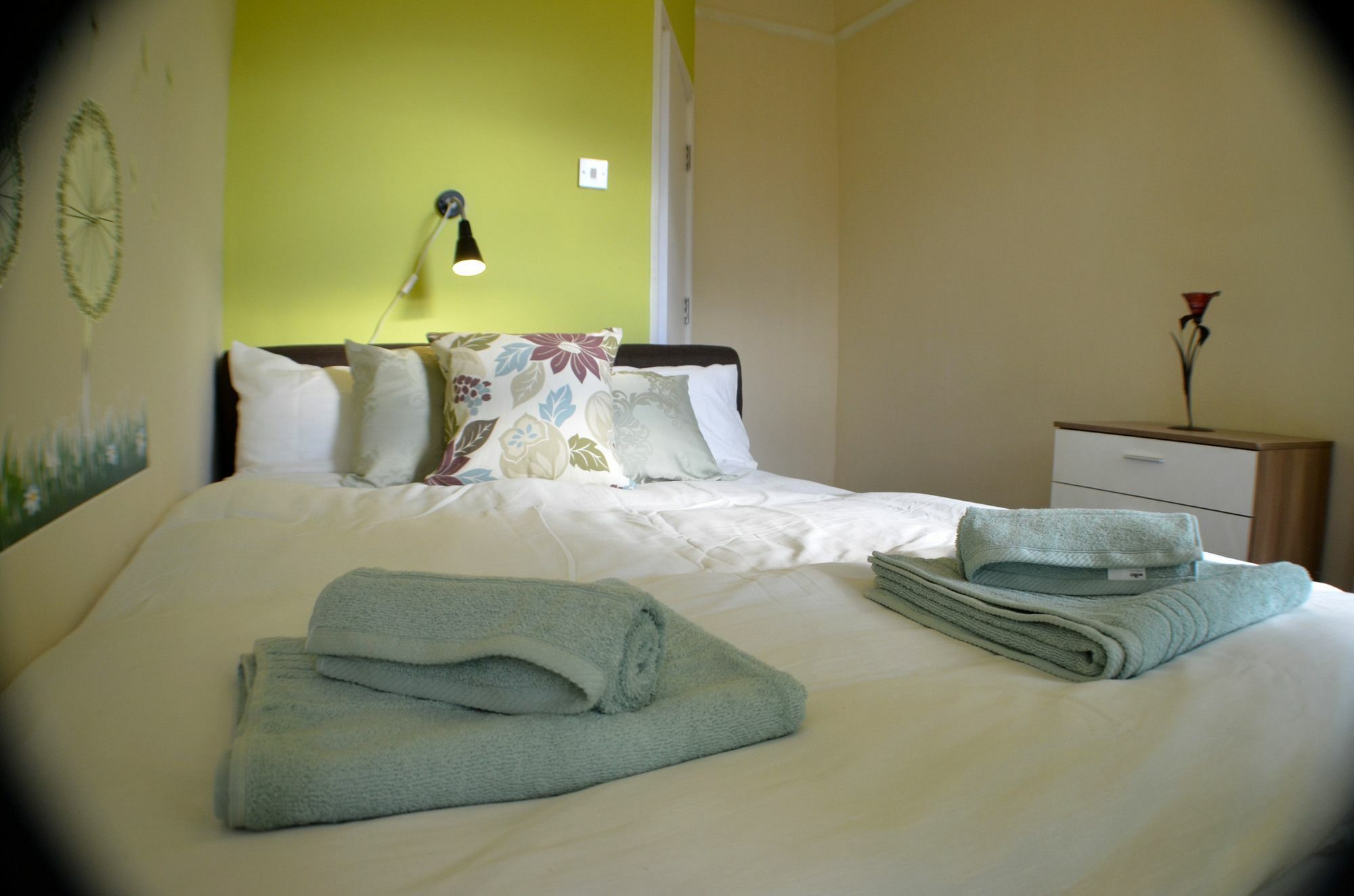 Birchfields Guest House Manchester Bagian luar foto
