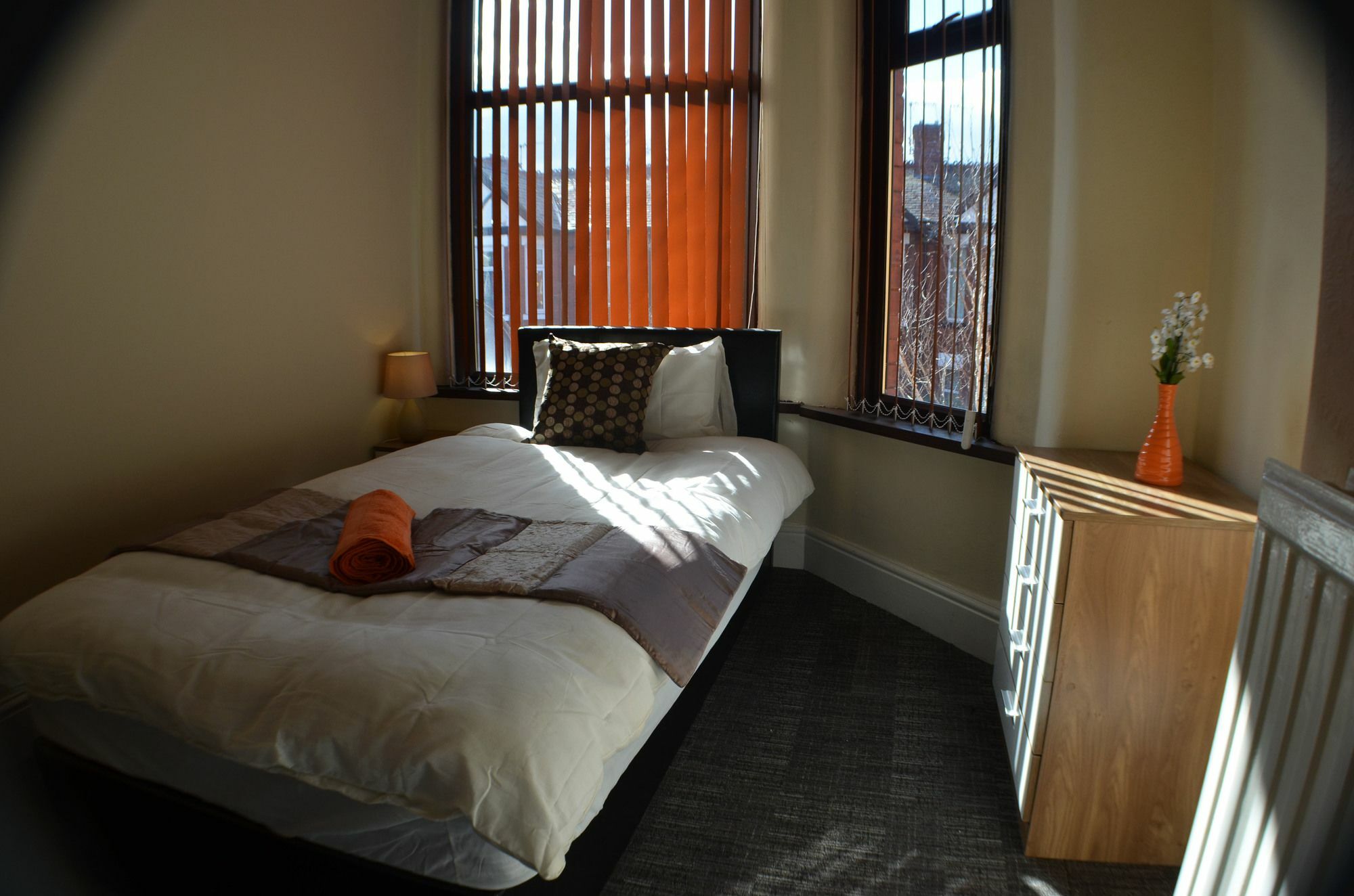 Birchfields Guest House Manchester Bagian luar foto