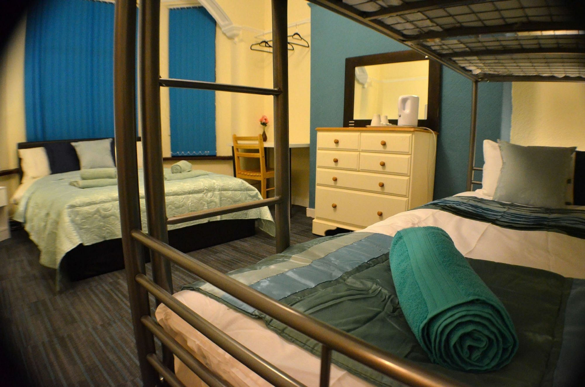 Birchfields Guest House Manchester Bagian luar foto